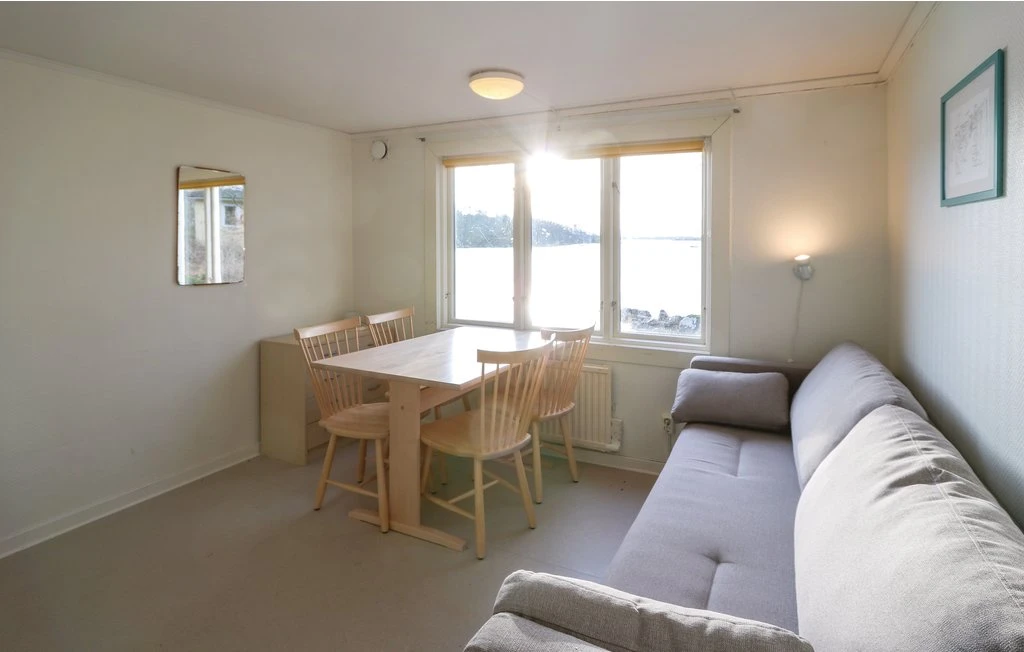 s20193_living_03